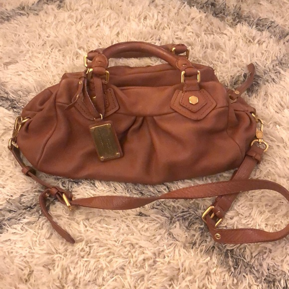 Marc By Marc Jacobs | Bags | Marc Jacobs Groove Bucket Tote Bag Leather ...